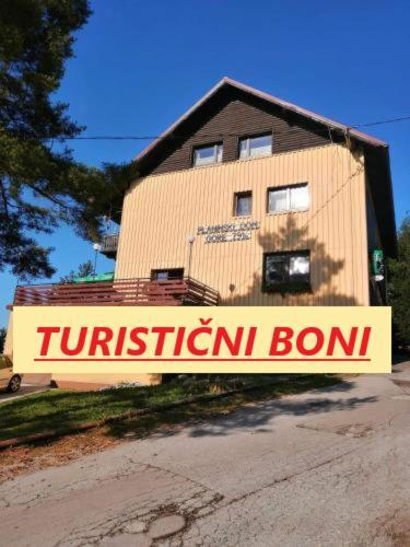 Dol pri HrastnikuPlaninski Dom Gore公寓式酒店 外观 照片